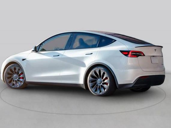 TESLA MODEL Y 2024 7SAYGDEE5RA222980 image